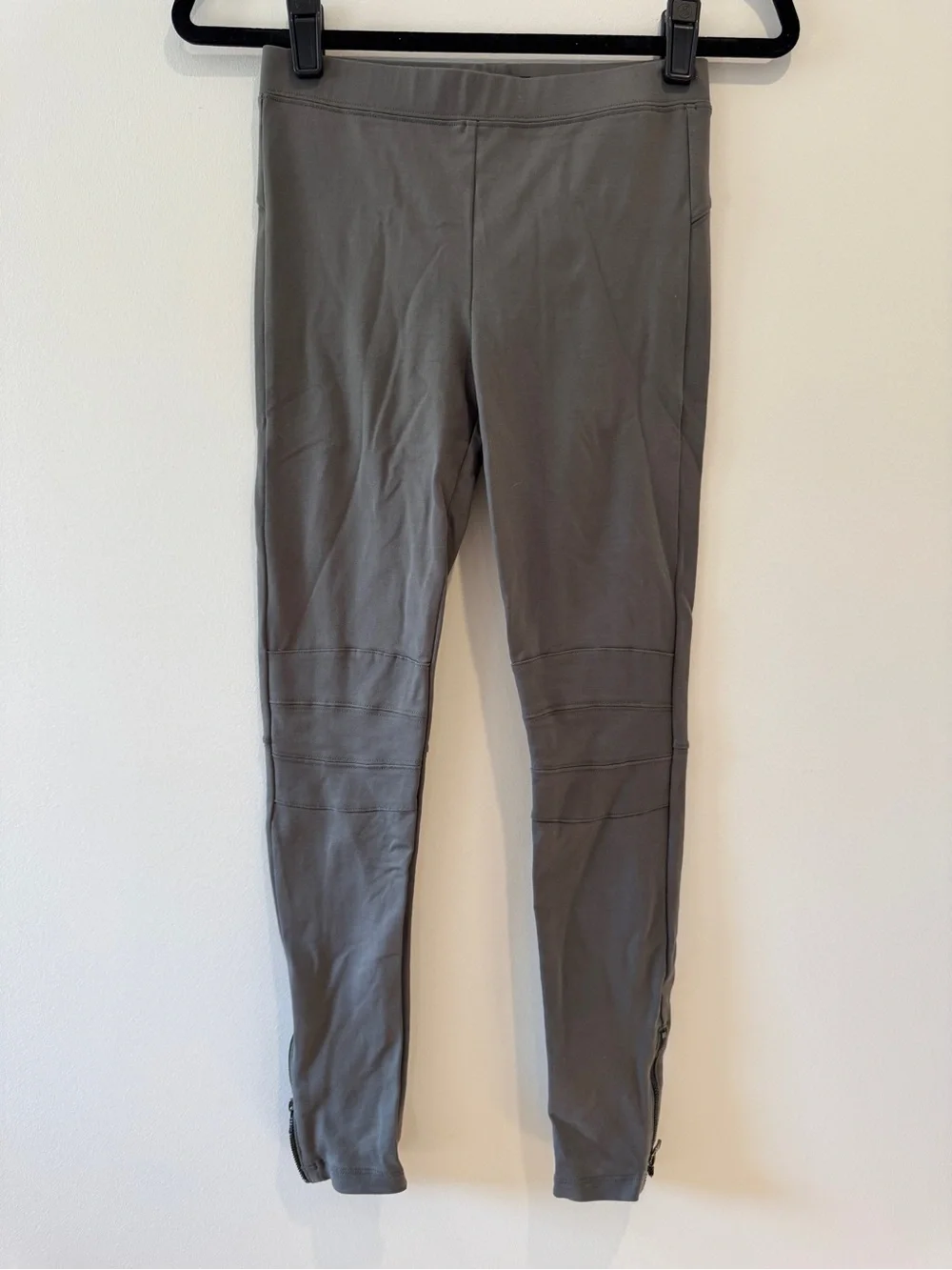 David Lerner Moto Leggings Size Medium Olive Drab Green Grey